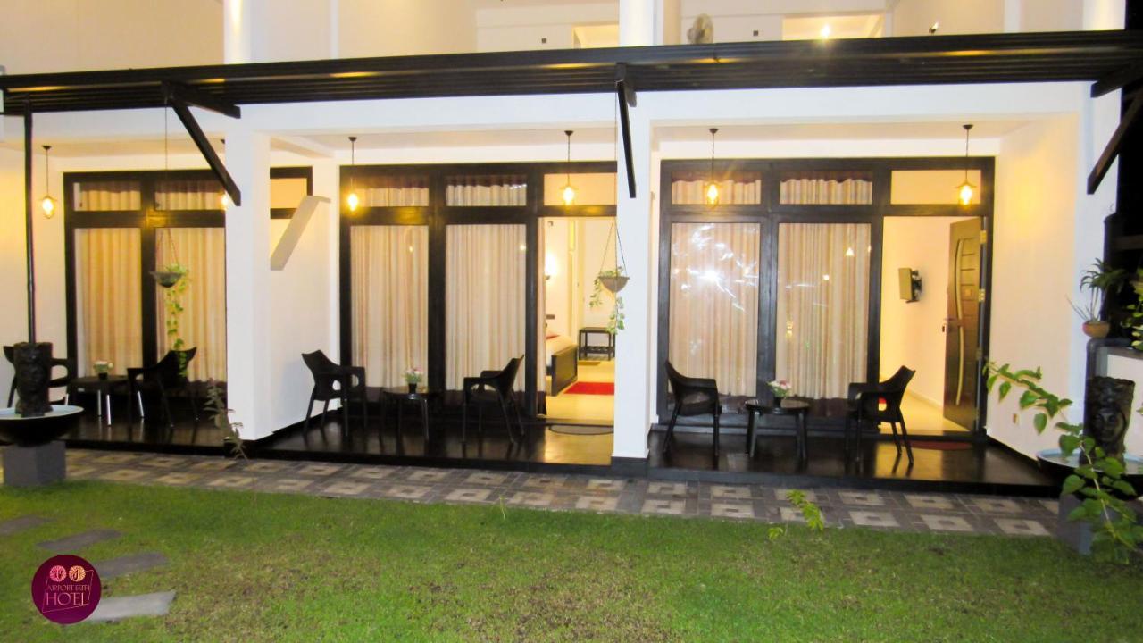 Airport Faith Hotel Katunayaka Kültér fotó