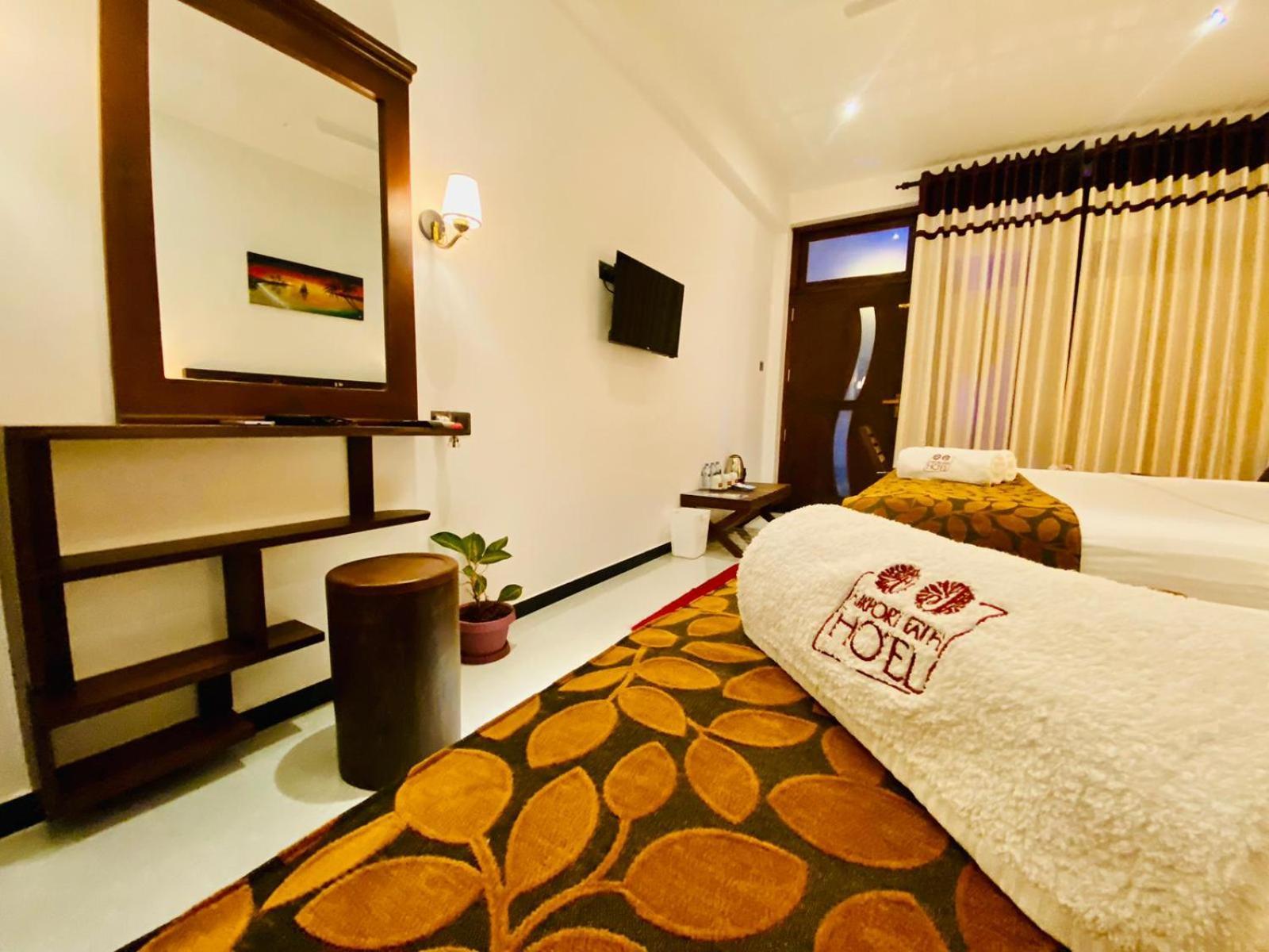 Airport Faith Hotel Katunayaka Kültér fotó